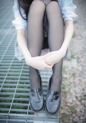 且以情深趁年华-高清正片手机在线看片