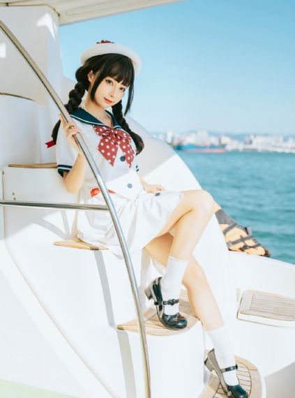 老六穿越古代和皇帝做哥们-西瓜电影国语版中文版